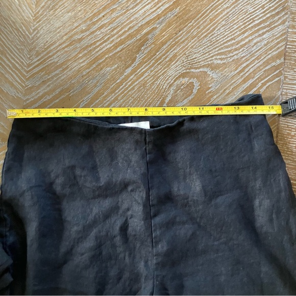 Reformation Black Linen High Waisted Capri Pants with Ruffle Hem (M) - Picture 8 of 9